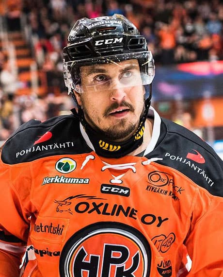 Niclas Lucenius, Coach at Vanguard Hockey International